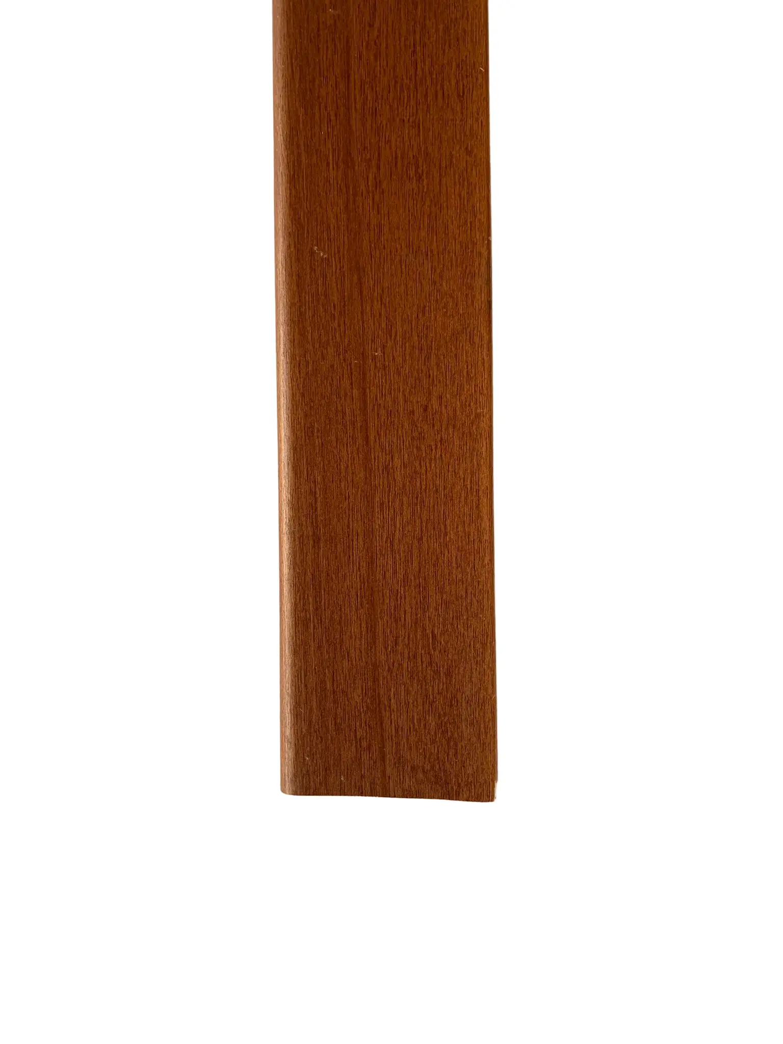 Plinta decorativa lemn tanganica furniruit 75x14x2.4ml